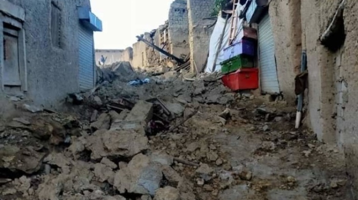Силно земетресение взе стотици жертви в Афганистан